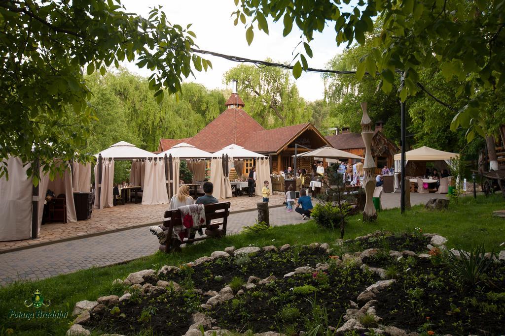 Poiana Bradului Villa Tohatin Esterno foto